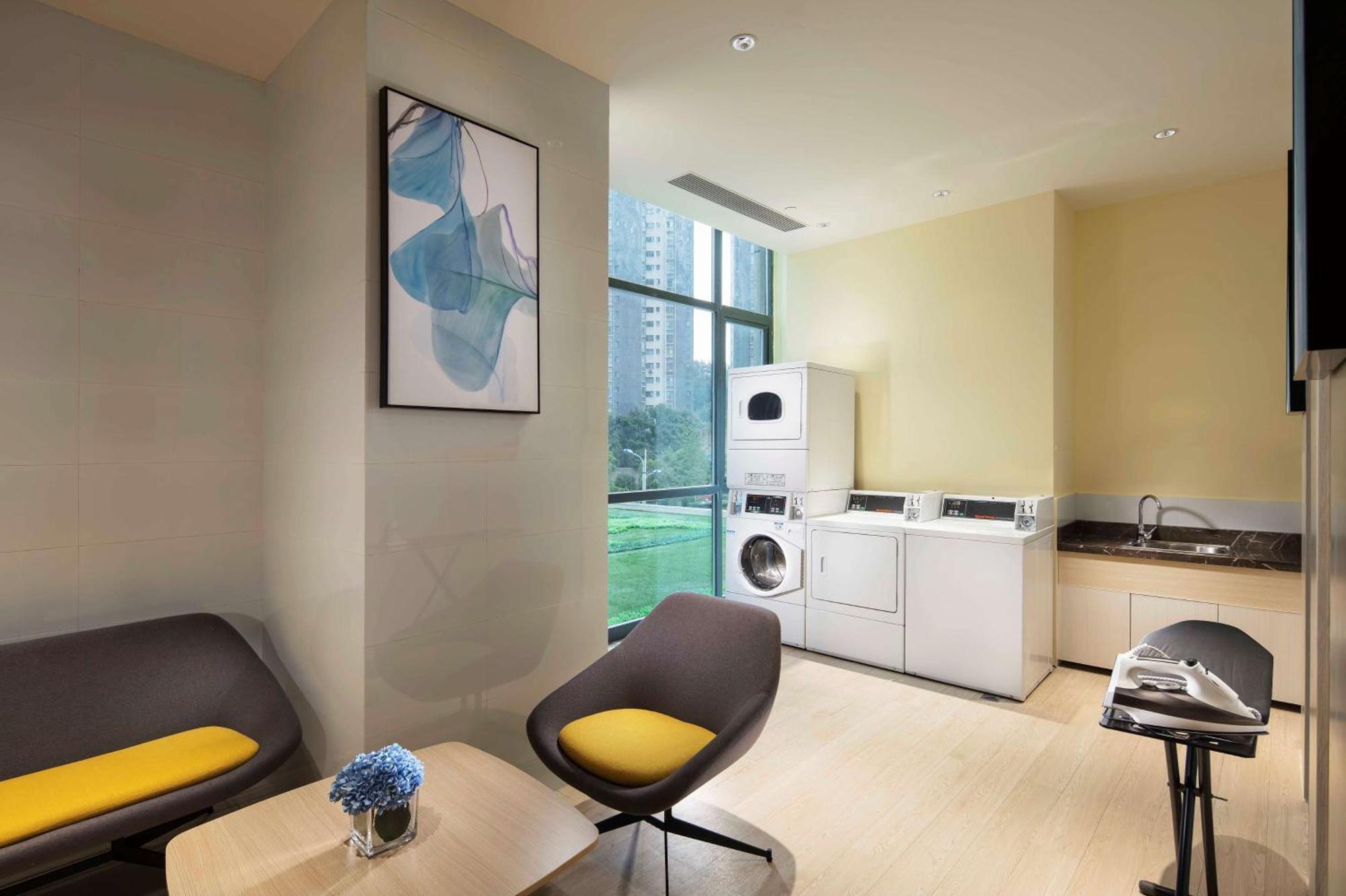 Hilton Garden Inn Shiyan Buitenkant foto