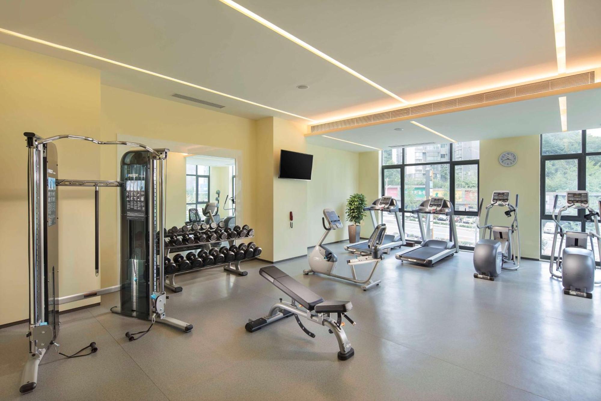 Hilton Garden Inn Shiyan Buitenkant foto